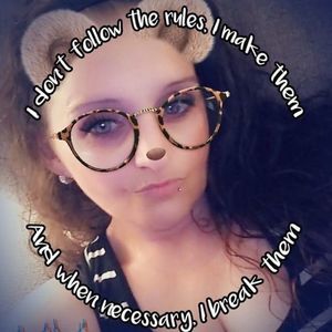 Meet your Posher, Crystal